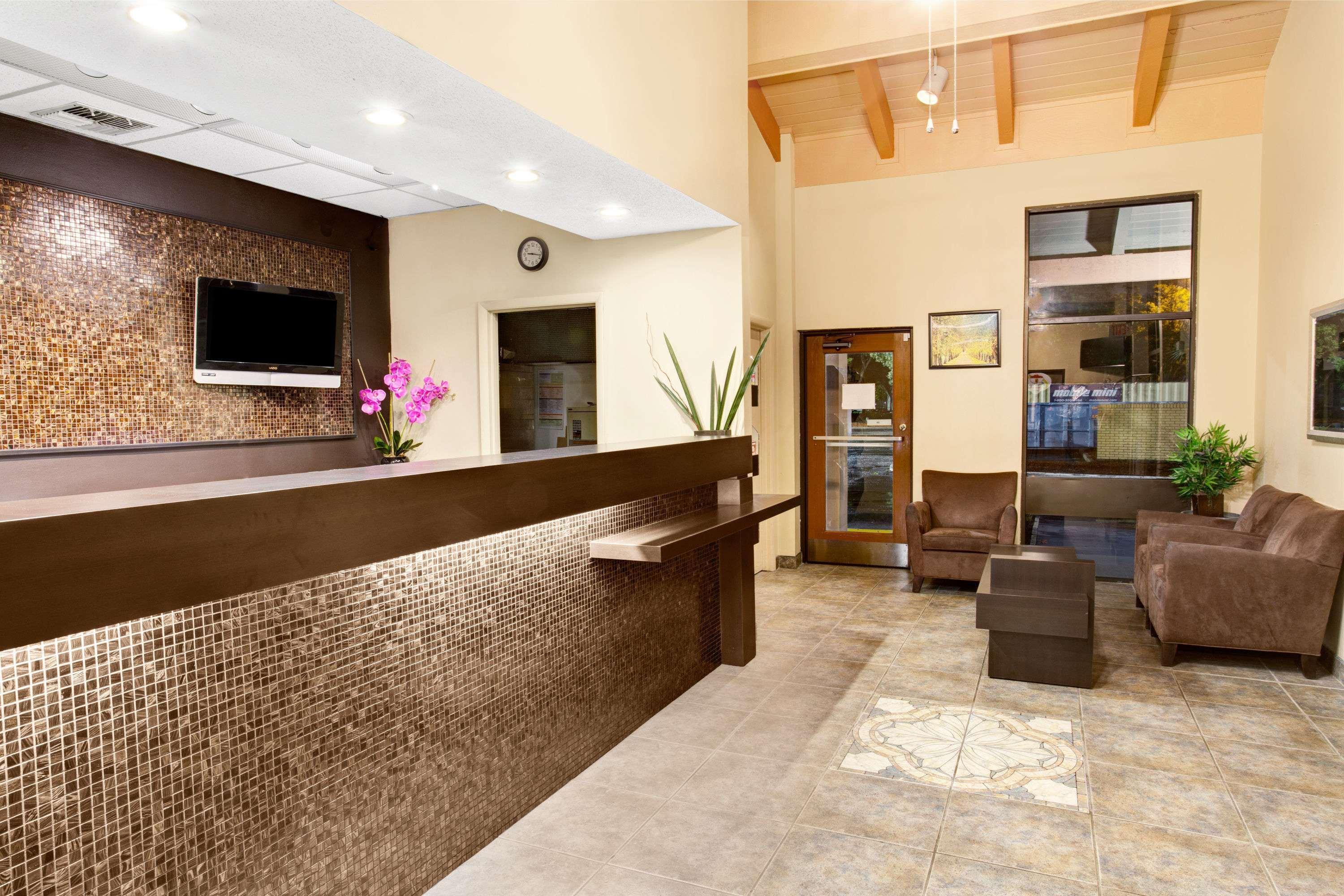 Super 8 By Wyndham Kissimmee/Maingate/Orlando Area Hotel Celebration Buitenkant foto